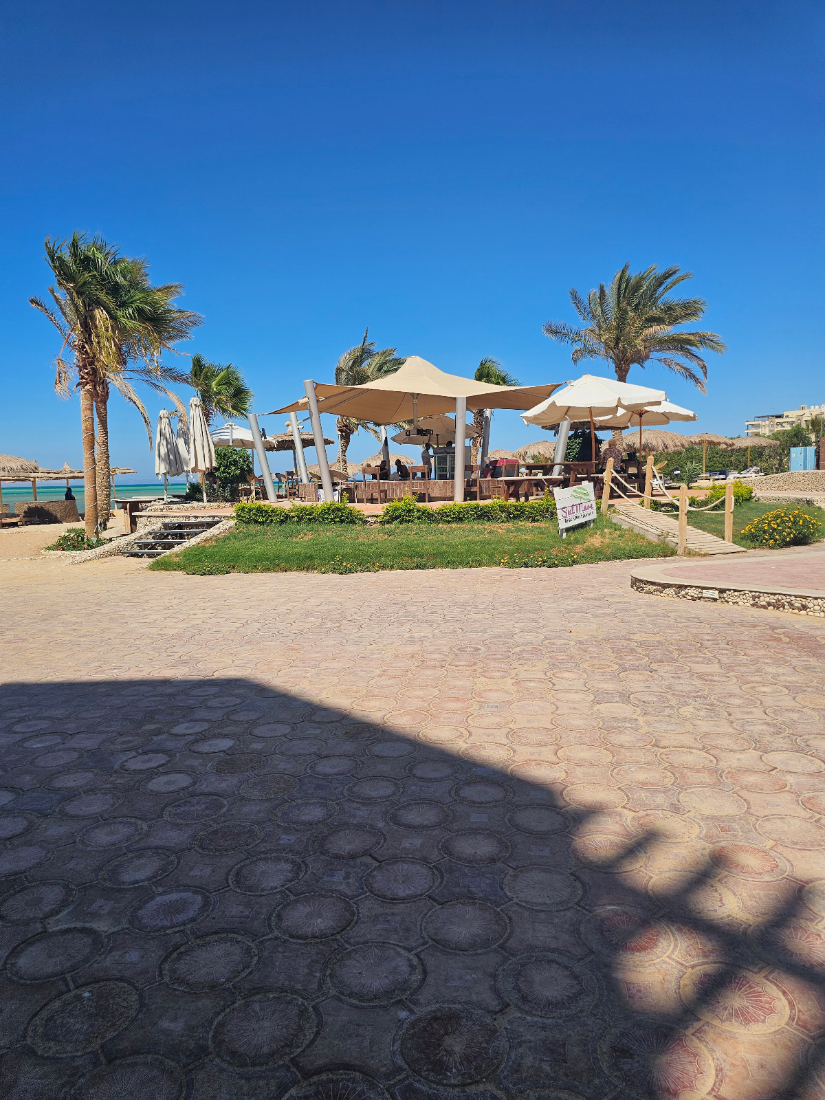 Restaurant and beach service area